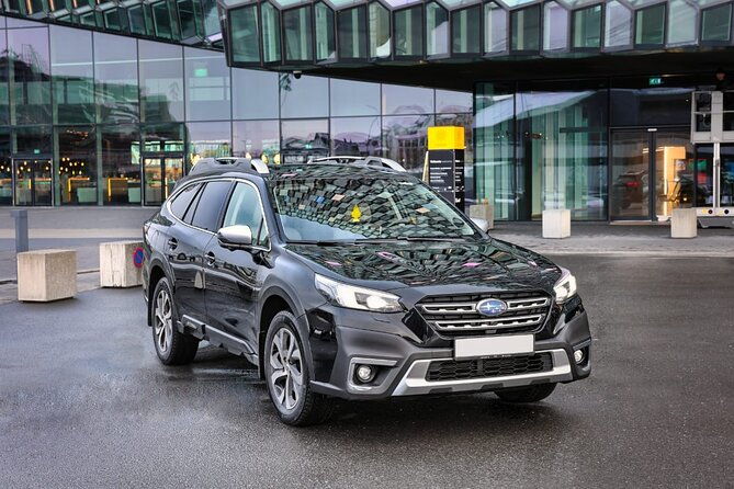 luxury-private-transfer-from-keflavik-airport-to-reykjavik