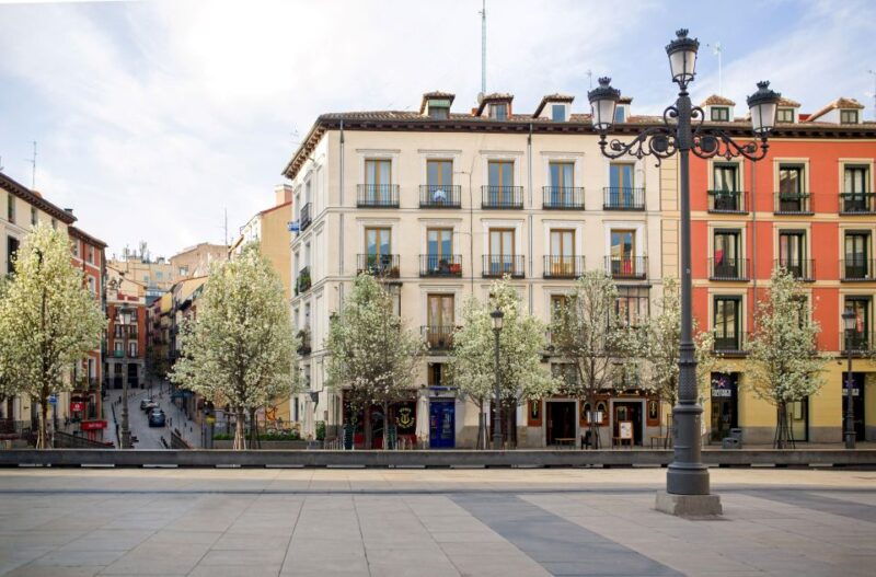 madrid-private-architecture-tour-with-a-local-expert