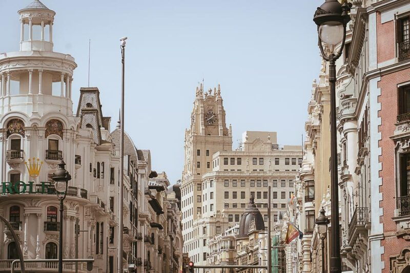 madrid-private-walking-tour-photo-shoot