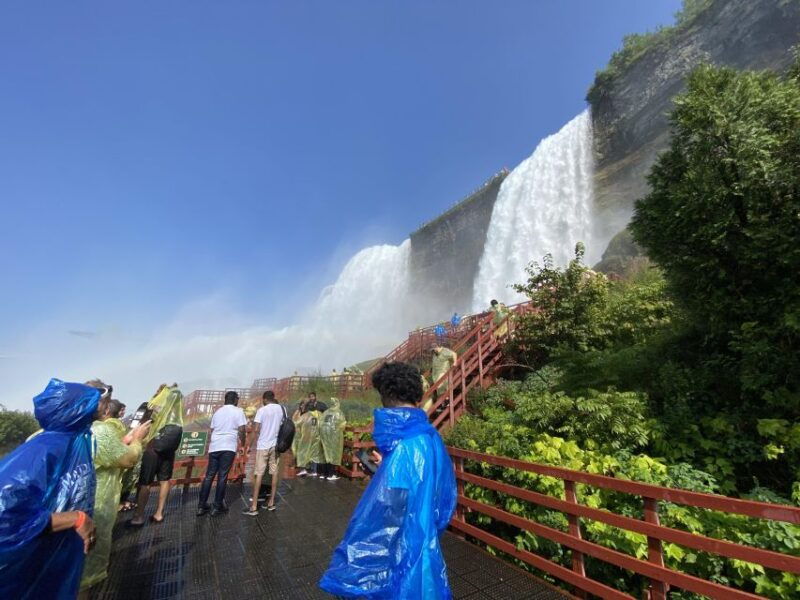 maid-of-the-mist-jetboat-ride-lunch-ice-cream-included