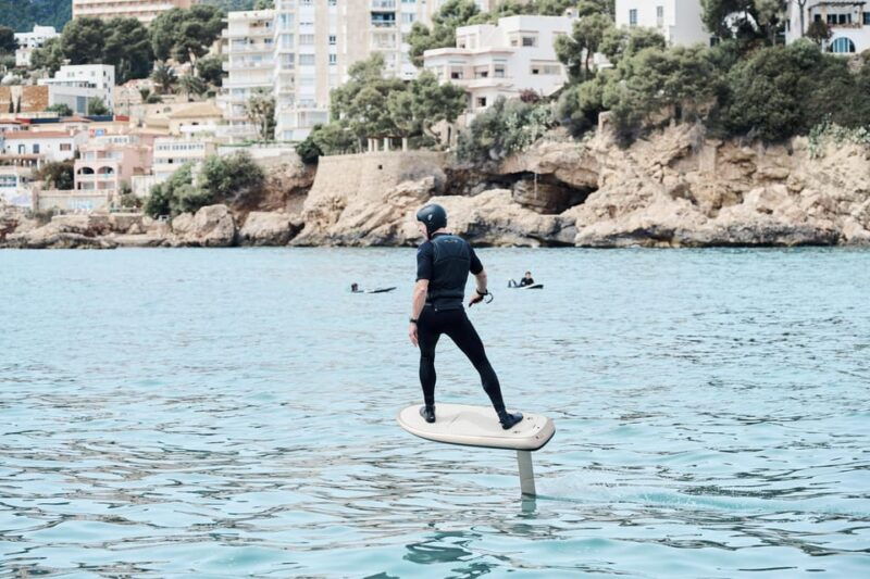 mallorca-electric-boat-efoil-jetboard-adventure