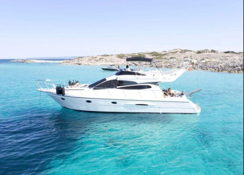 marbella-private-cruise-in-yacht