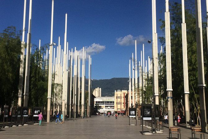 medellin-parks-and-squares-full-day-tour-including-boteros-plaza