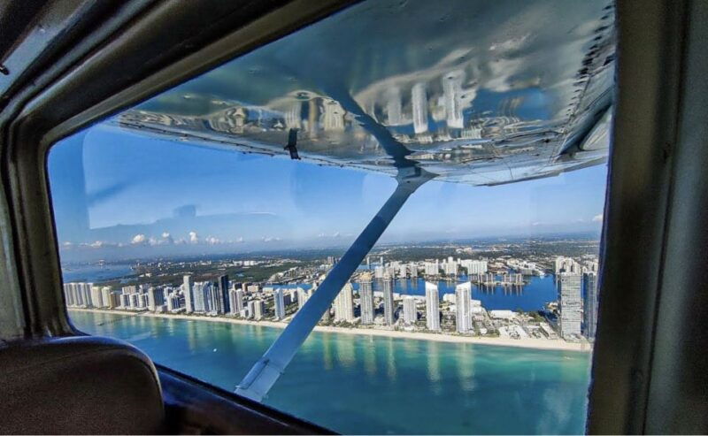 miami-romantic-1-hour-private-flight-tour-with-champagne