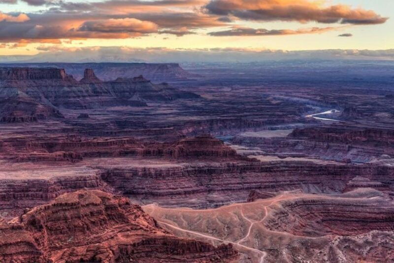 moab-dead-horse-point-and-canyonlands-sunrise-photography