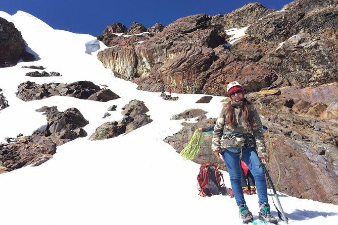 mountaineering-ascent-to-nevado-mateo