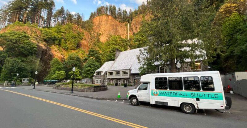 multnomah-falls-sunset-hike-and-waterfalls-guided-tour