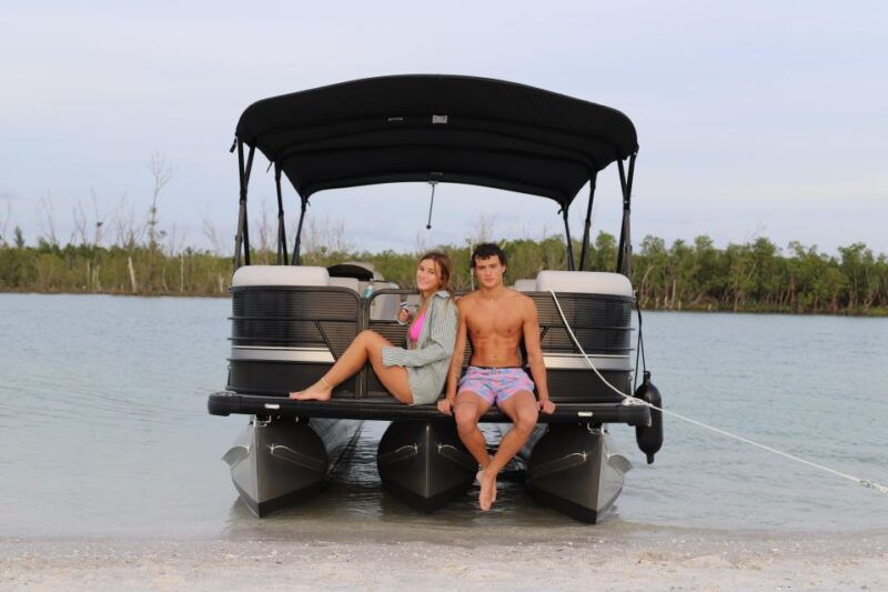 naples-private-boat-charter-all-beach-amenities-included