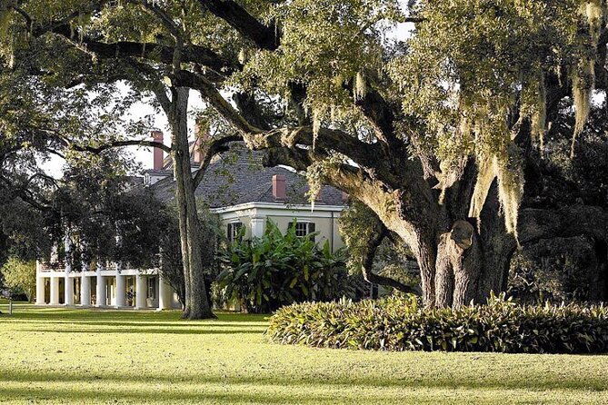 nawlins-luxury-destrehan-plantation-tour-with-transportation