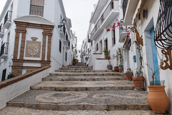 nerja-caves-frigiliana-acebuchal-private-tour-from-malaga