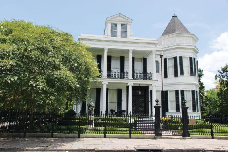 new-orleans-2-hour-homes-of-the-rich-famous-walking-tour