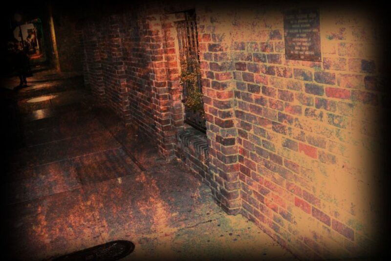 new-orleans-adults-only-haunted-ghost-tour