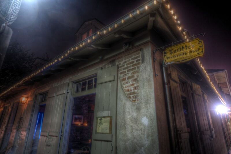 new-orleans-haunted-pub-crawl-4