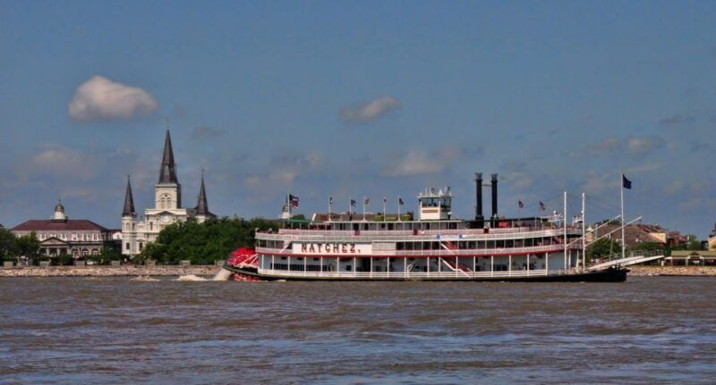 new-orleans-traditional-city-and-estate-tour