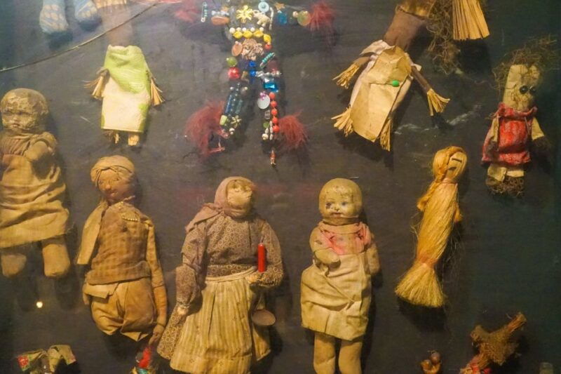 new-orleans-voodoo-queen-tour-of-french-quarter