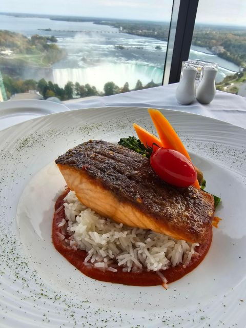 niagara-falls-canada-dining-experience-at-the-watermark