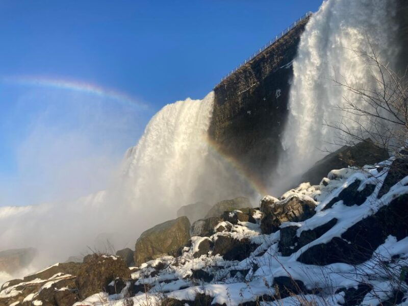 niagara-falls-ny-winter-niagara-falls-with-cave-gorge-tour
