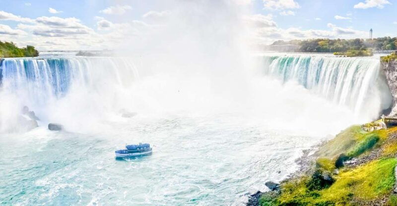 niagara-falls-tour-with-skip-the-line-cruise-wine-tasting