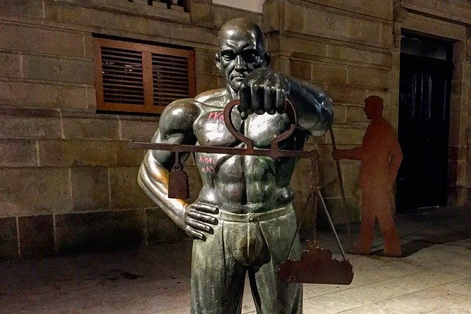 night-walking-tour-of-pontevedra