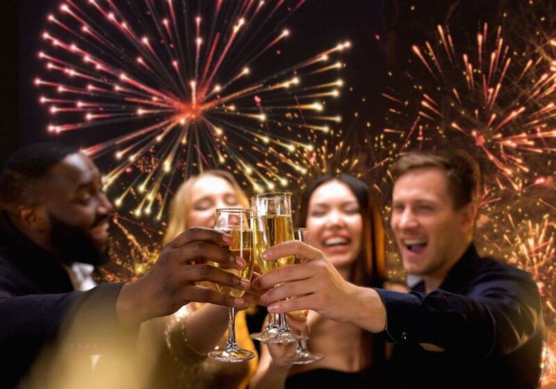nyc-new-years-eve-buffet-dinner-fireworks-harbor-cruise