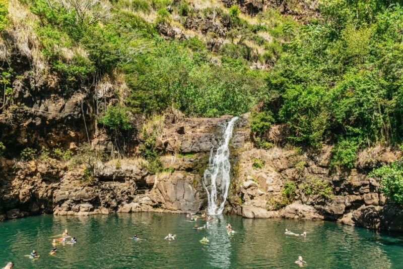 oahu-circle-island-tour-with-lunch-waimea-waterfall