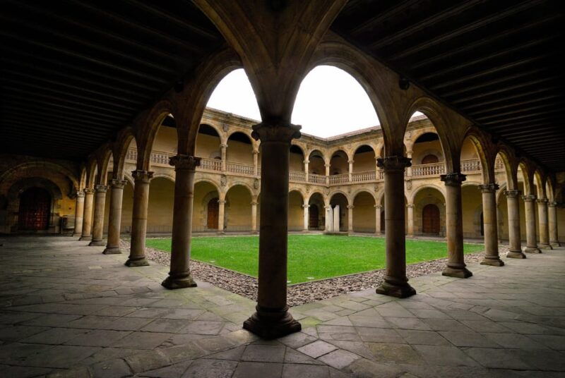 onati-and-aranzazu-sanctuary-tour-from-san-sebastian-2