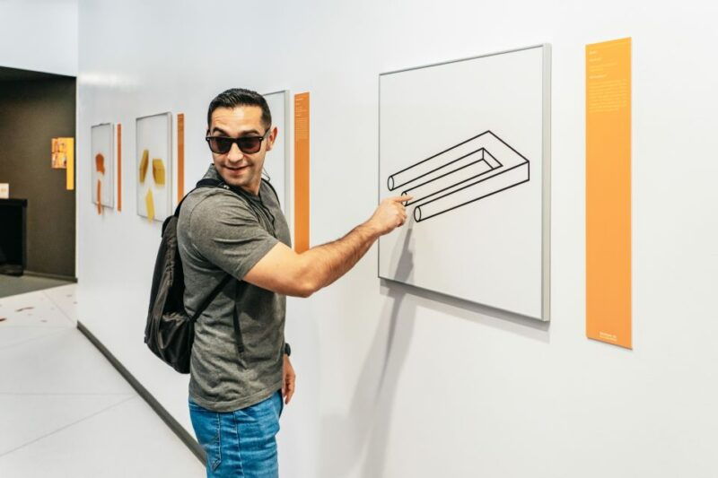orlando-museum-of-illusions-admission-ticket