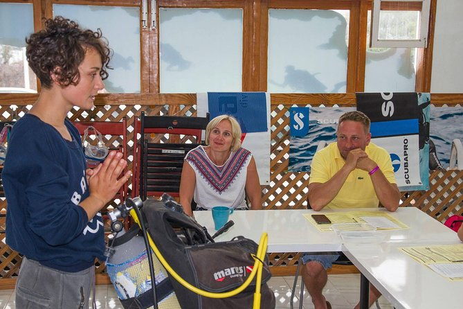 padi-scuba-diver-course-in-puerto-de-mogan