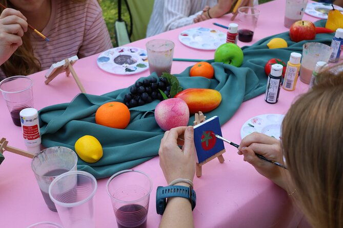 paint-tiny-canvases-in-forsyth-park