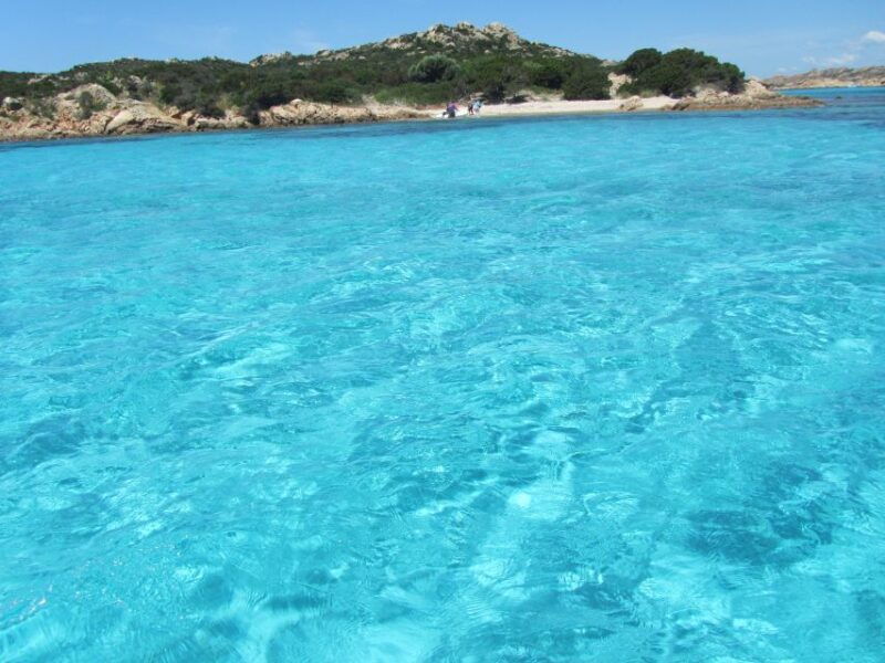 palau-la-maddalena-archipelago-comfort-boat-tour-with-stops