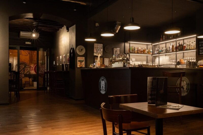 palermo-craft-beer-tasting-with-food-samples-at-high-hops