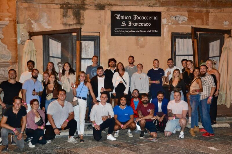 palermo-guided-bar-crawl-with-shots-and-discounts-on-drinks