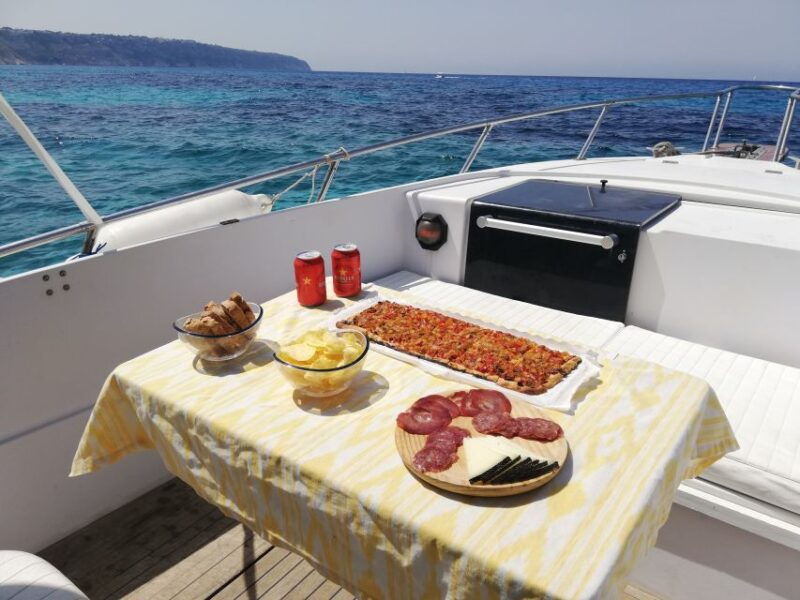 palma-de-mallorca-full-or-half-day-boat-trip-with-brunch