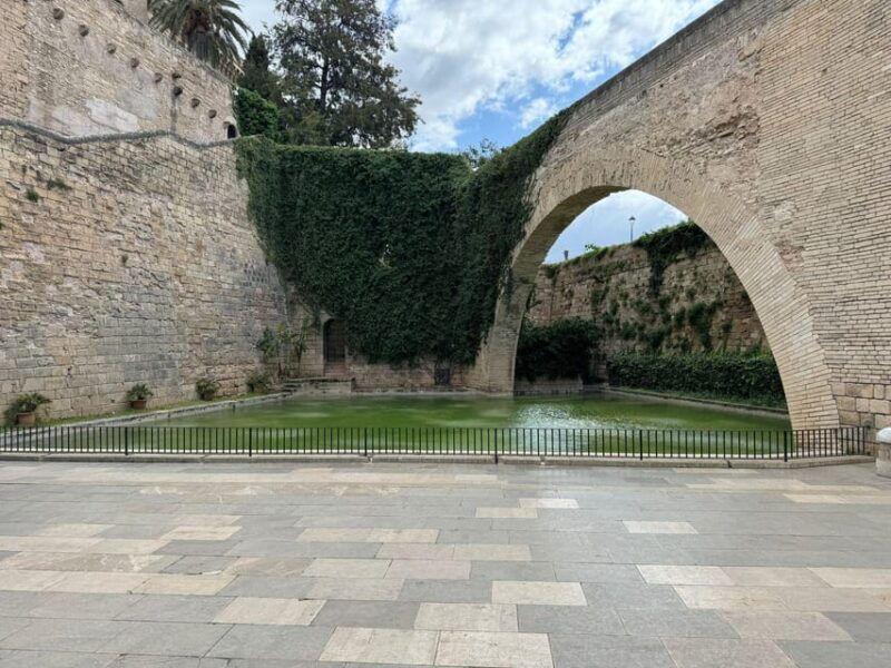 palma-de-mallorca-old-town-guided-bike-tour