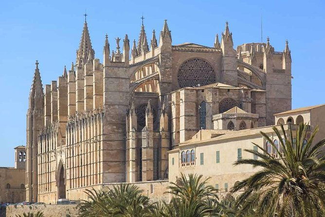 palma-de-mallorca-private-walking-tour-with-tour-guide
