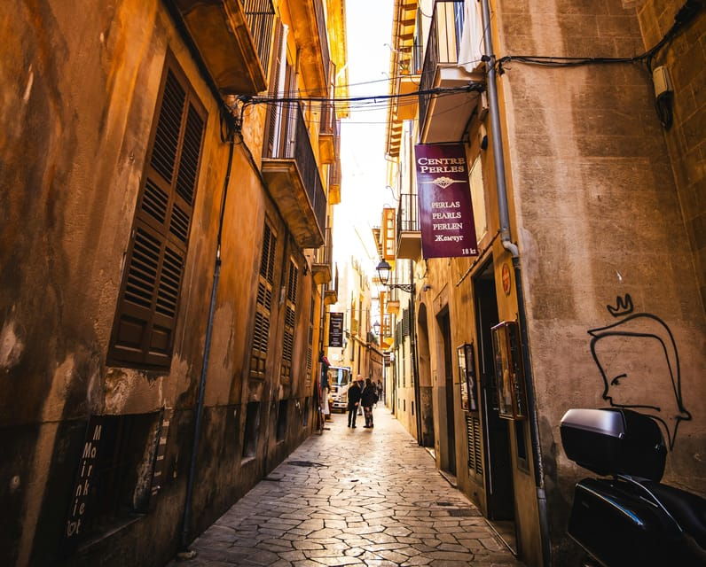 palma-history-beauty-eco-friendly-e-scooter-tour