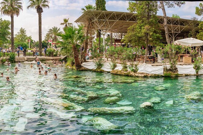 pamukkale-hot-air-balloon-tour-with-breakfast-and-champagne