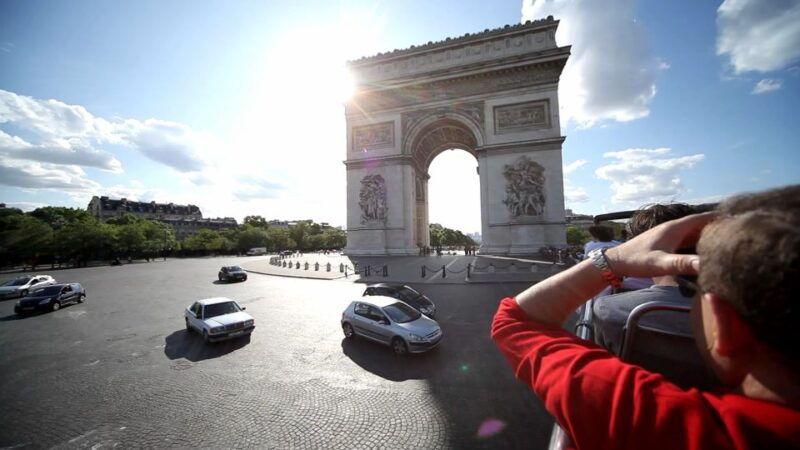 paris-hop-on-hop-off-bus-tour-seine-cruise-bundle-tour