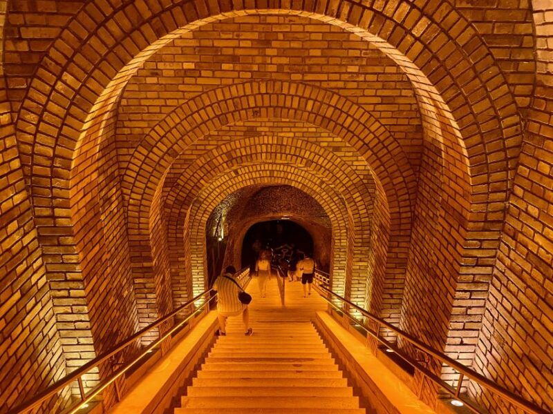 paris-ruinart-and-veuve-clicquot-champagne-tour-by-mercedes
