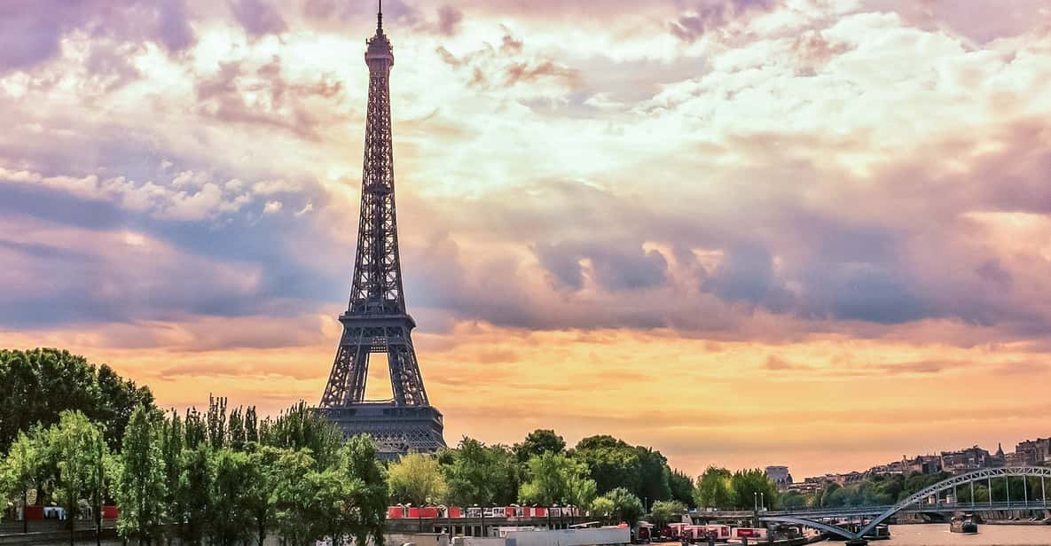 paris-seine-cruise-crepe-tasting-near-the-eiffel-tower