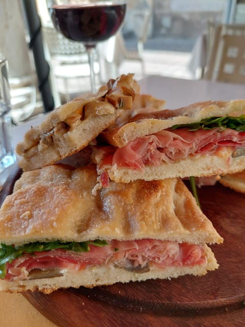 pisa-a-lunch-foodie-tour-with-a-local-expert-sommelier
