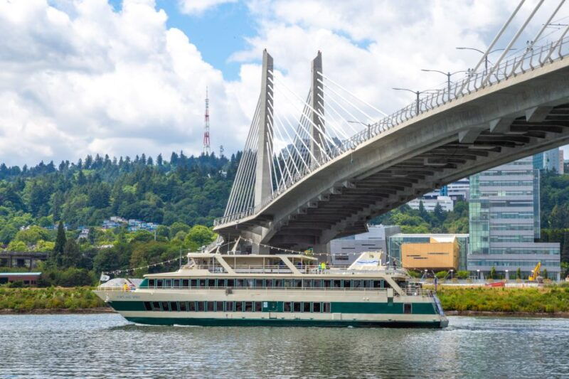 portland-2-hour-lunch-cruise-on-the-willamette-river