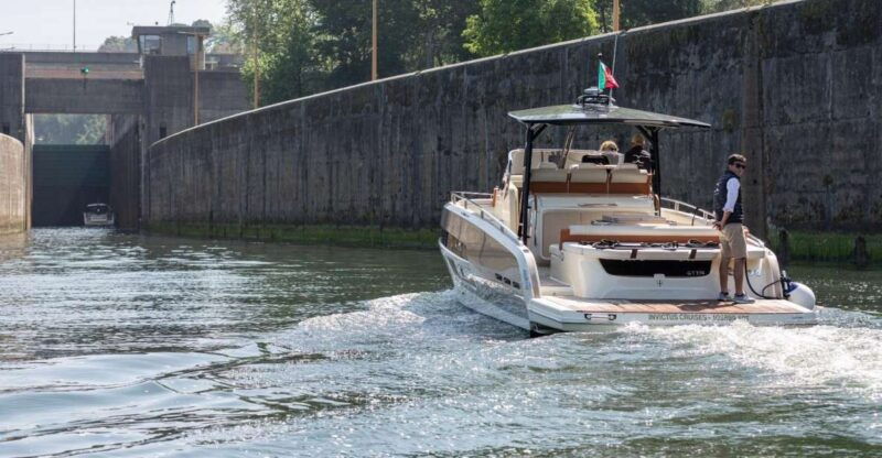 porto-fullday-private-luxury-yacht-in-the-douro