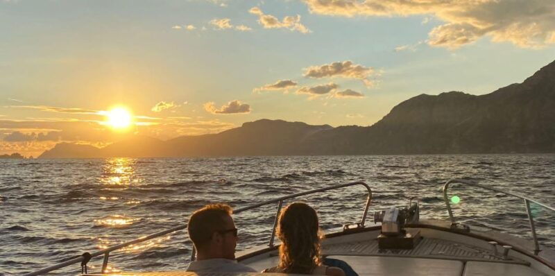positano-sunset-group-cruise-with-prosecco-amalfi-coast