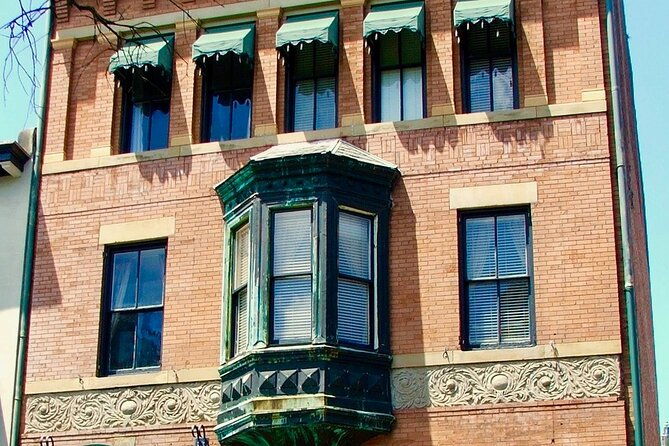 positively-bull-street-2-hour-historical-walking-tour