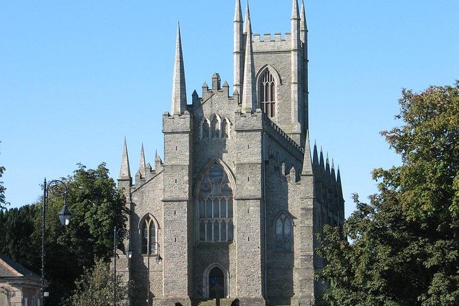 private-ards-peninsula-st-patrick-trail-with-winterfell-strangford-lough-ferry