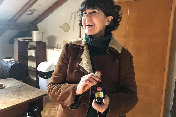 private-balsamic-vinegar-tour-and-tasting-in-emilia-romagna