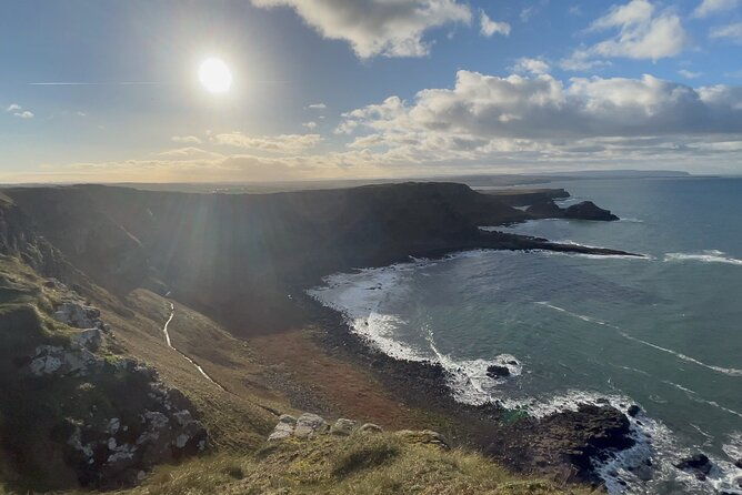 private-belfast-mural-giants-causeway-tour-from-belfast-2-in-1