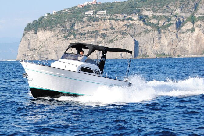 private-boat-tour-of-positano-and-amalfi-from-positano