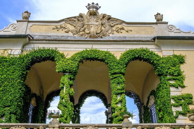 private-boat-tour-with-visit-to-villa-del-balbianello